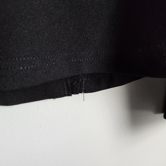 Revamped Medium Classic Black Blazer - Picture 5 of 8